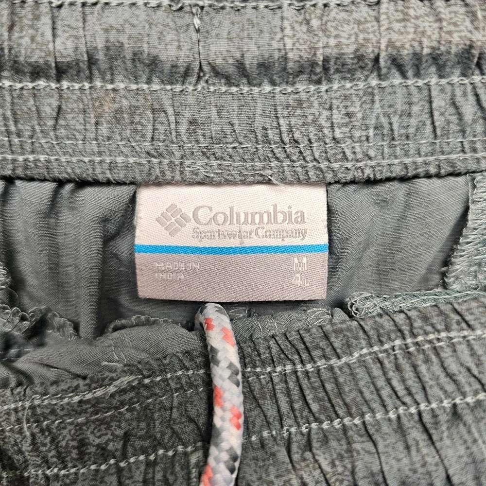 Columbia Mens Nylon Cargo Shorts Gray Print Mesh Lined AL1986 Size M 4L